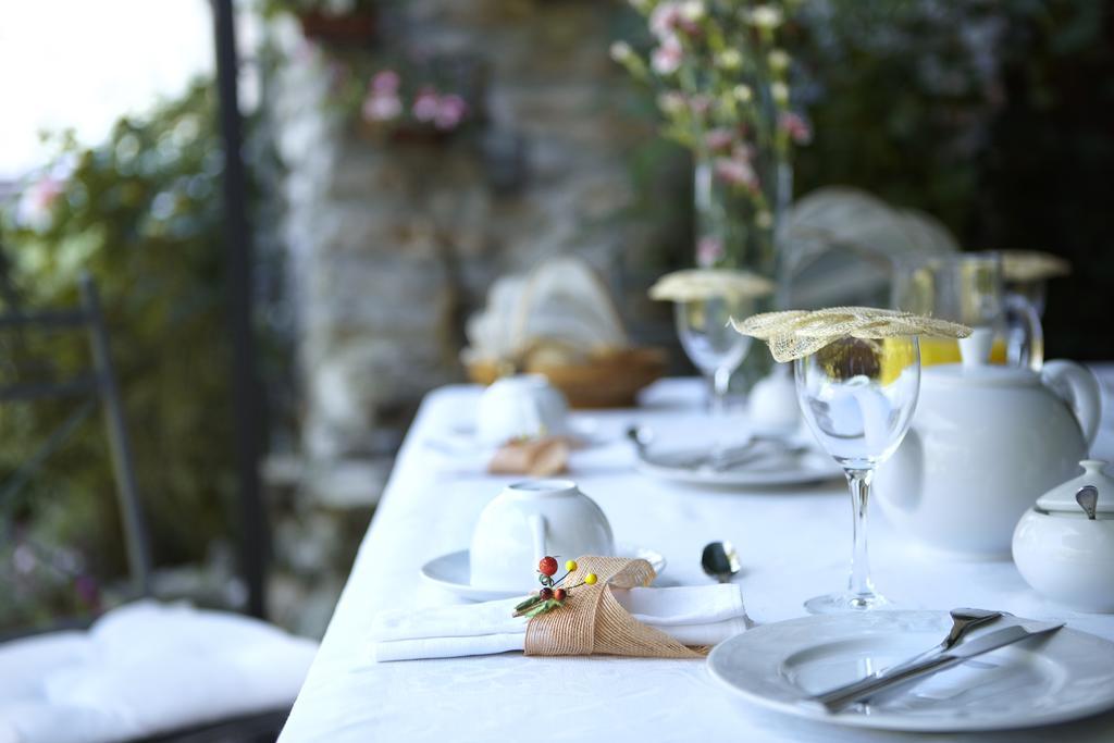 Antico Borgo Sanda Lago Maggiore Casalzuigno Exterior foto